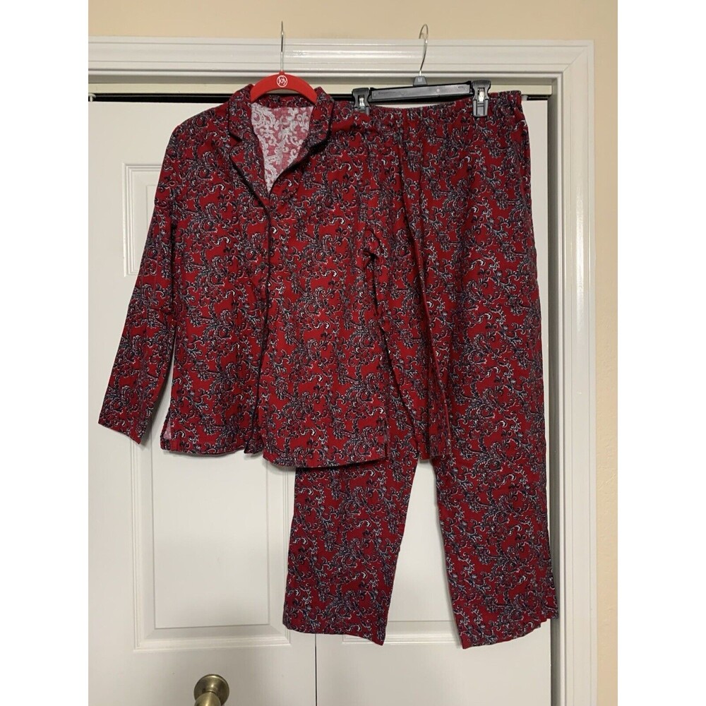 Talbots Flannel Pajama Set Beautiful Wine w Black / Grey Color Size M Cotton